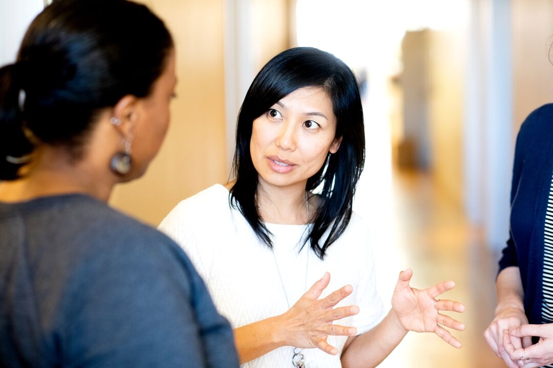 Mitsuishi talking to someone