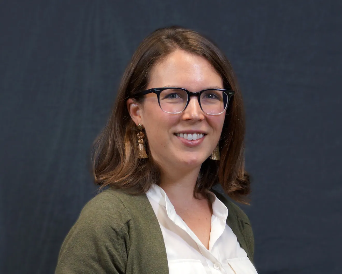 Lindsey Bruett, PhD headshot 
